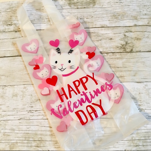 ✨4/$25✨ Valentine’s Day Set of Travel Mug-Socks-Gift Box - Picture 9 of 9